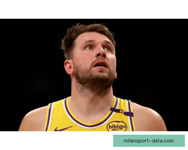 东契奇疯狂三月数据惊人全面碾压文班亚历山大争夺月最佳